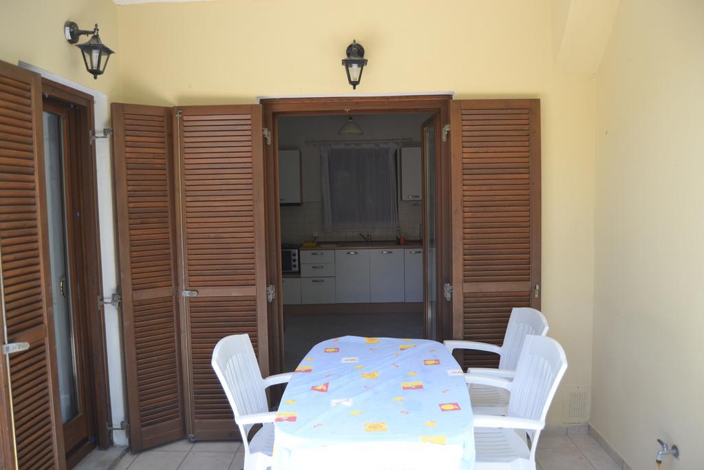 House Anna Apartman Nikíti Kültér fotó
