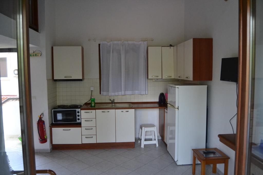House Anna Apartman Nikíti Kültér fotó